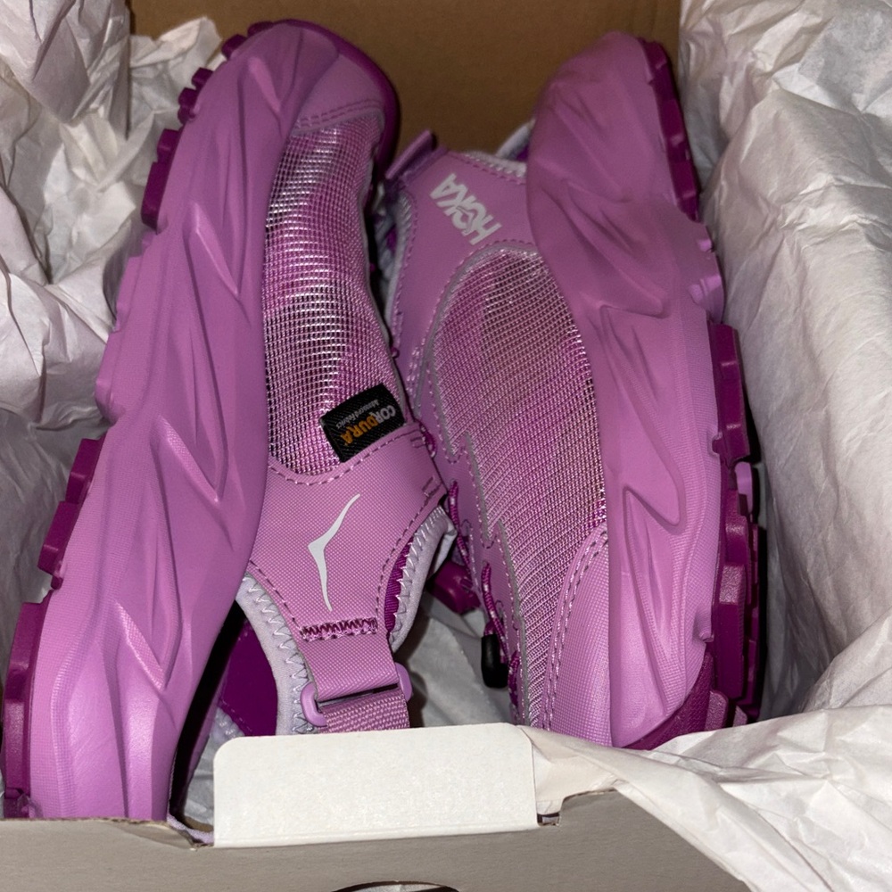 Kids' Hoka Hopara 2 Sandals Pink NIB Size 6MD